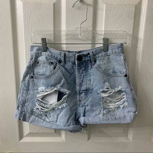 Toni Lightwash Jean Shorts